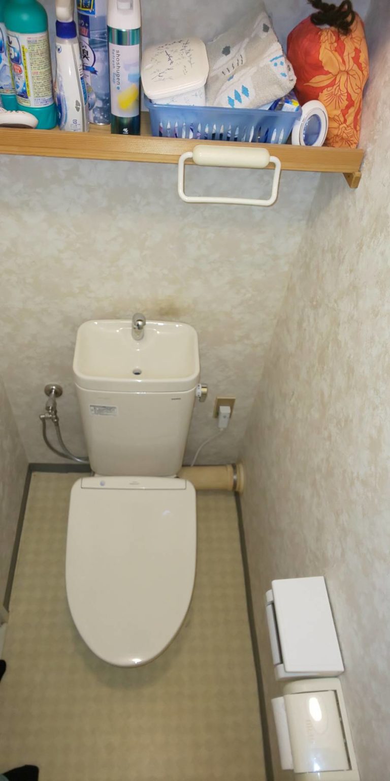 【千葉県柏市西柏台】トイレ水漏れ。便器に水がチョロチョロ流れている。 【公式】水漏れ・つまりを修理するなら【水の