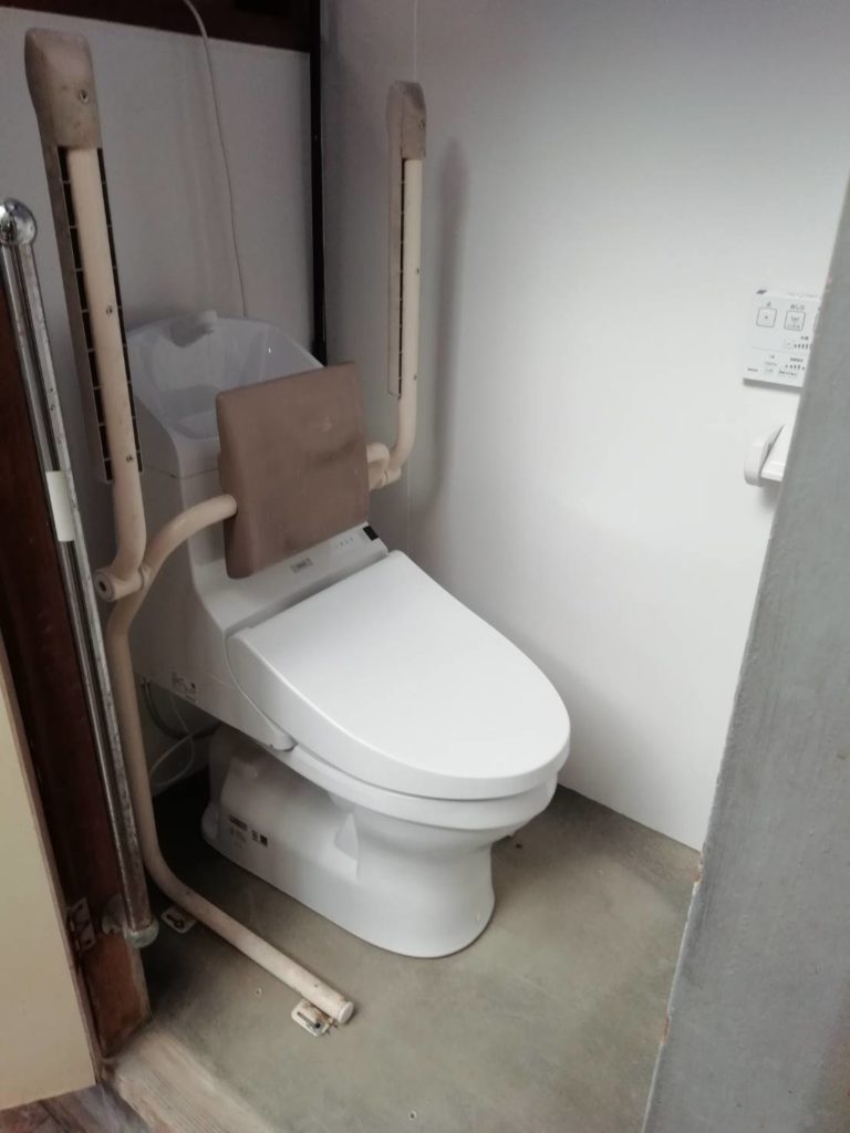 愛知県名古屋市中村区白子町：和式トイレを洋式トイレに交換。 【公式】水漏れ・つまりを修理するなら【水のトラブル