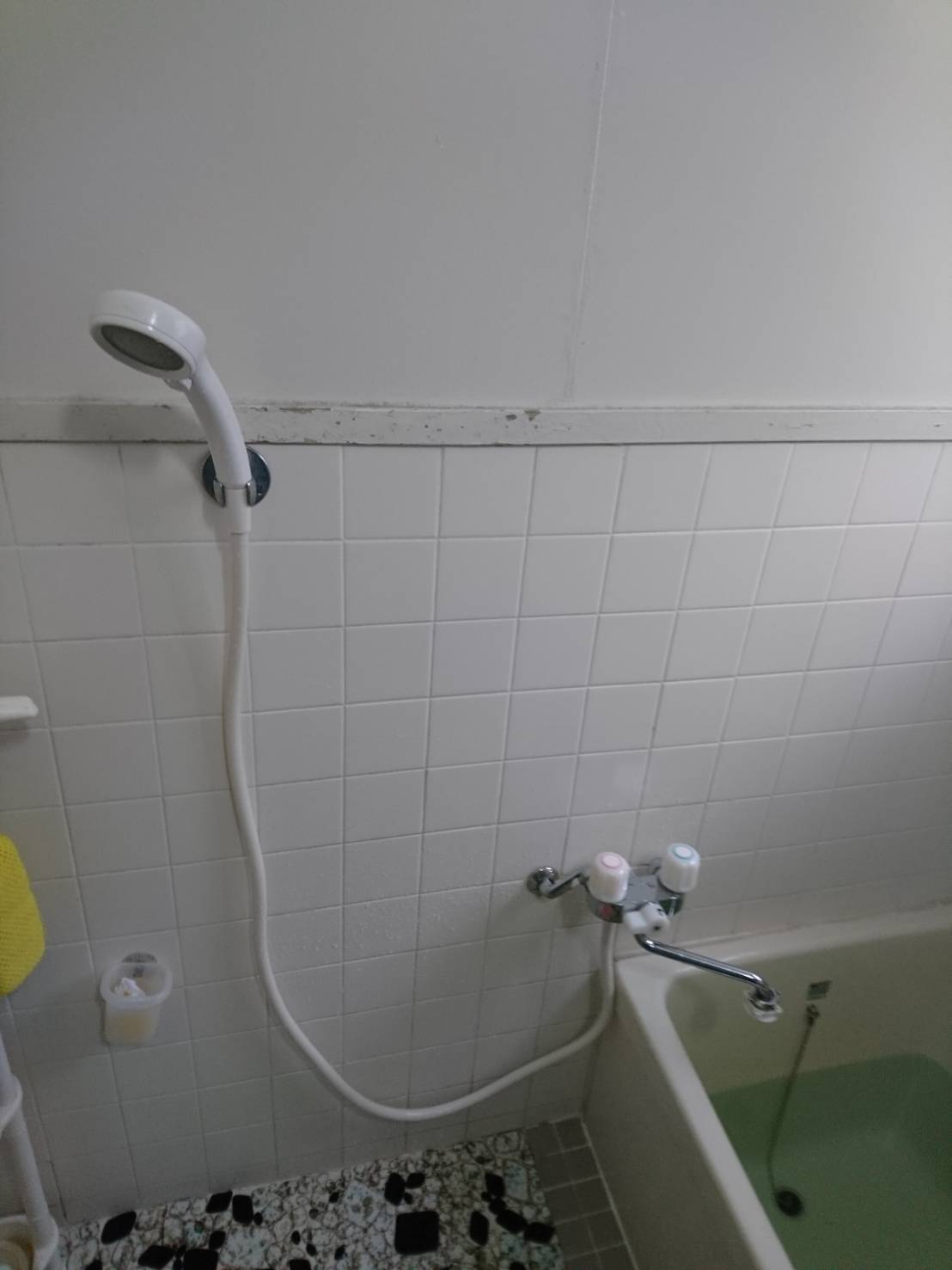 福岡市博多区東月隈 お風呂の蛇口から水が漏れて止まらない 浴室水栓交換 公式 水漏れ つまりを修理するなら 水のトラブルサポートセンター