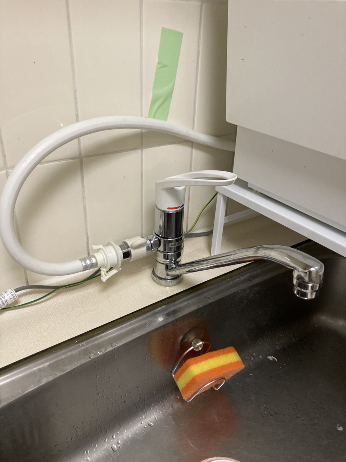 神奈川県横須賀市田浦町 食洗器用の分岐水栓を付けてほしい 分岐水栓取り付け 公式 水漏れ つまりを修理するなら 水のトラブルサポートセンター